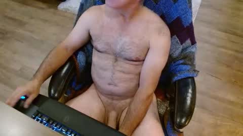 Snapshot of lord_rasken chatting on October 31, 1:39 am Lord King online show from October 31, 1:39 am