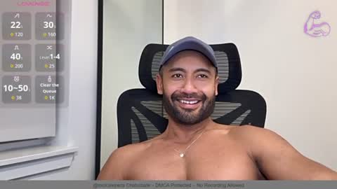 Snapshot of lordcalepecs chatting on June 18, 4:46 am Cale online show from June 18, 4:46 am