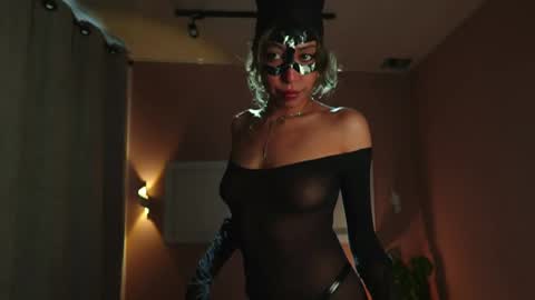 Deborah Daz online show from October 30, 1:34 pm