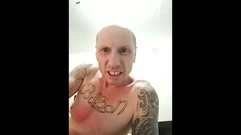 Snapshot of lordhung79 chatting on December 4, 12:20 am Lordhung79 online show from December 4, 12:20 am