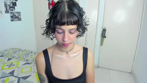 Snapshot of lordpussy__ chatting on June 27, 12:37 am lordpussy__ online show from June 27, 12:37 am