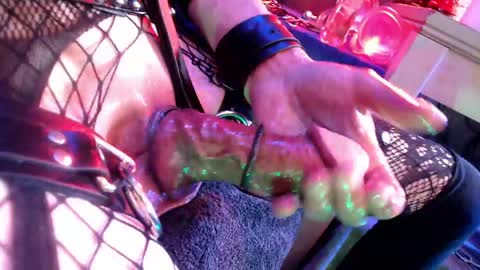 Sexsmith online show from April 27, 1:25 am