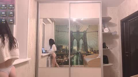 Olivia online show from November 8, 1:44 pm