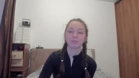 Snapshot of lorelea_cute chatting on March 2, 3:08 pm Lorelea cute online show from March 2, 3:08 pm