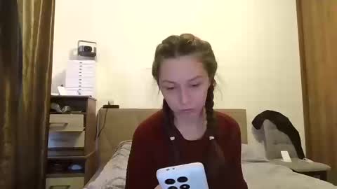 Snapshot of lorelea_cute chatting on March 12, 3:18 pm Lorelea cute online show from March 12, 3:18 pm