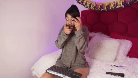 LORELI online show from October 28, 3:43 am