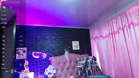 Loren online show from October 22, 9:03 pm