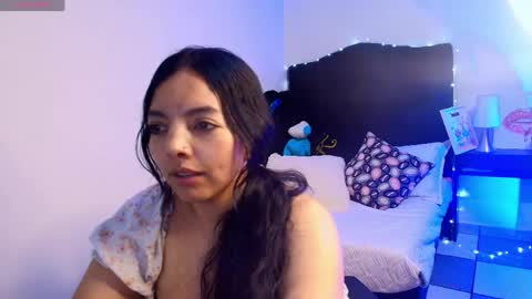 Loren online show from May 14, 9:32 pm