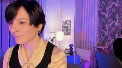 Loren online show from May 2, 2:00 pm