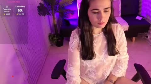 Loren online show from February 17, 3:14 am