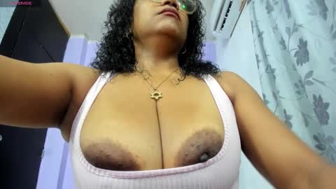 Lorena Parlove online show from February 3, 12:10 pm