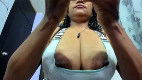 Lorena Parlove online show from February 13, 11:50 am