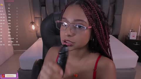 Snapshot of lorena_vieira_ chatting on March 5, 5:08 pm Lorena Vieira online show from March 5, 5:08 pm