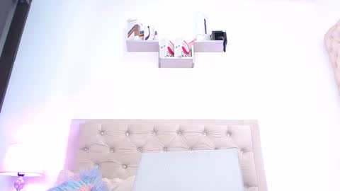 Snapshot of lorennahernandez chatting on December 12, 1:49 pm Lorena online show from December 12, 1:49 pm