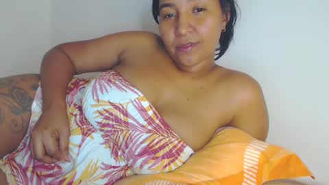 Loretta Gmez online show from December 10, 12:39 am