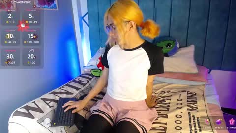 LorettMatthew online show from October 23, 5:51 am