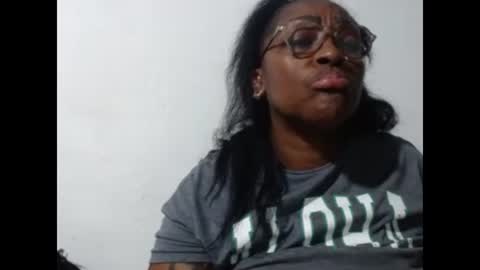 loretybighot online show from February 15, 12:04 am