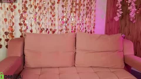 LORI online show from February 13, 9:16 am