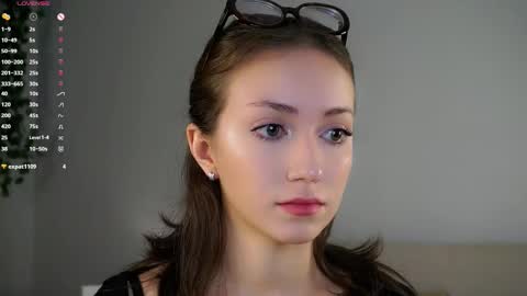 Naomi online show from November 24, 9:14 pm