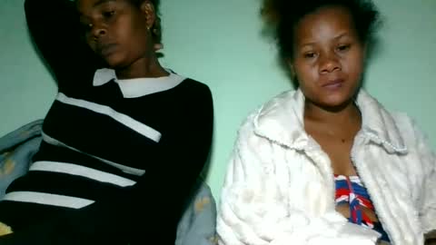Snapshot of lorienne98 chatting on June 9, 2:28 pm lorienne98 online show from June 9, 2:28 pm