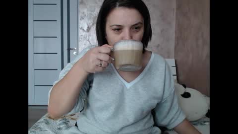 LorraGrey online show from December 17, 6:52 am