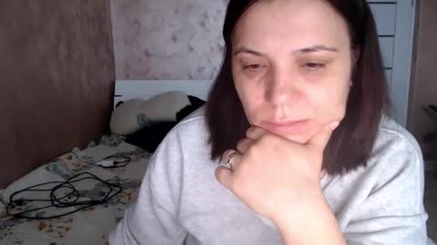 LorraGrey online show from April 3, 5:49 am