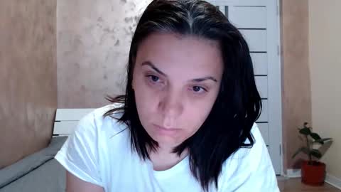 LorraGrey online show from May 1, 3:22 am