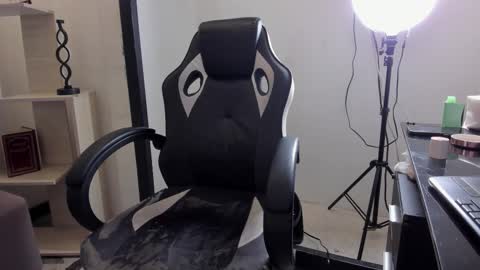 Lorraine online show from February 23, 12:57 pm