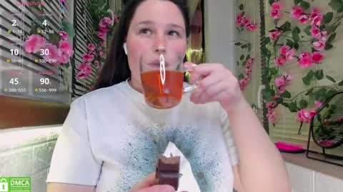 Alisa   My darlings online show from May 12, 9:01 pm