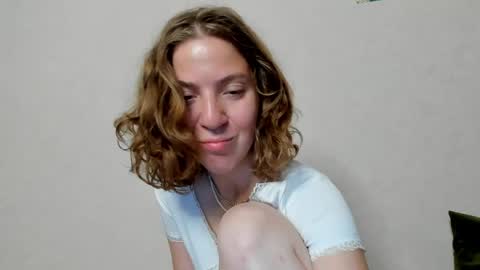 Snapshot of lost_moon chatting on June 6, 9:30 pm lost_moon online show from June 6, 9:30 pm