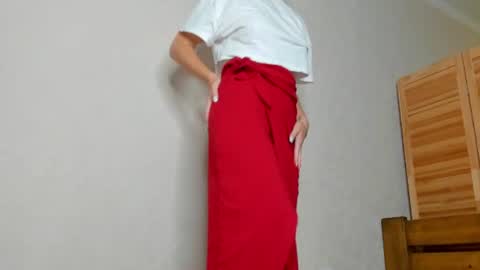 Snapshot of lost_moon chatting on July 28, 6:31 pm lost_moon online show from July 28, 6:31 pm