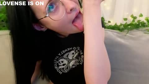 Jess online show from February 12, 2:56 pm