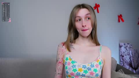 Jess online show from April 28, 2:27 am