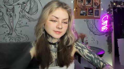 Snapshot of lostallice chatting on February 20, 4:39 am lostallice online show from February 20, 4:39 am