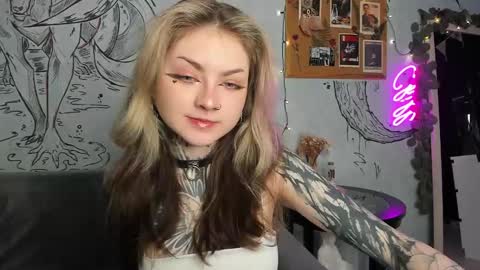 Snapshot of lostallice chatting on March 2, 7:32 am lostallice online show from March 2, 7:32 am