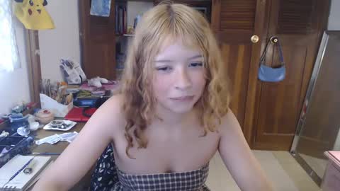 nefisa nef online show from October 1, 4:46 pm