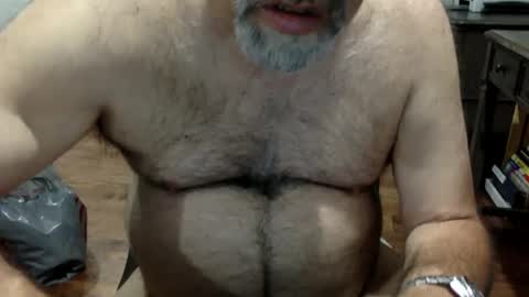 Snapshot of lostinhollywoodcalif chatting on February 20, 10:37 am lostinhollywoodcalif online show from February 20, 10:37 am