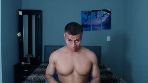 Snapshot of lothbrok_strong chatting on June 2, 11:29 pm lothbrok online show from June 2, 11:29 pm