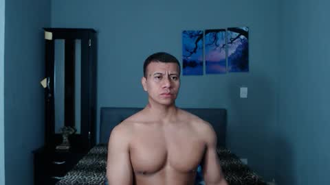 Snapshot of lothbrok_strong chatting on June 8, 9:59 pm lothbrok online show from June 8, 9:59 pm