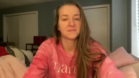 lothlori online show from February 11, 12:54 pm