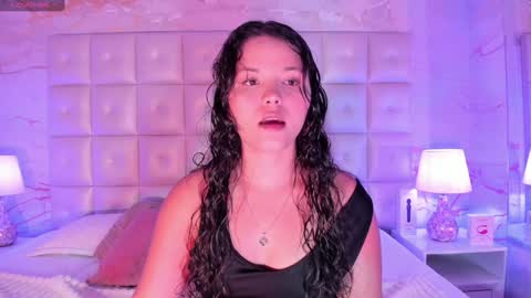 Snapshot of lotti_carter chatting on January 4, 3:07 am Lotti online show from January 4, 3:07 am