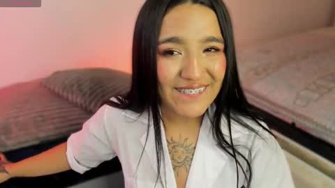 lottie_fox online show from February 18, 3:24 am