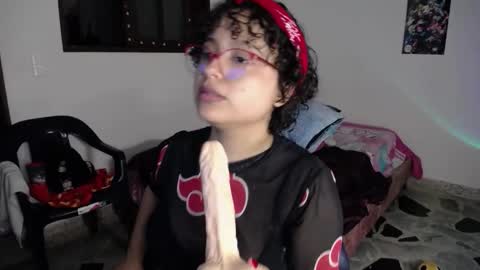 lou_cuteee online show from October 24, 9:44 pm