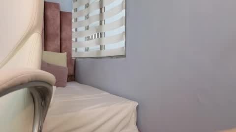 Snapshot of lou_rosse chatting on January 28, 7:32 pm  Lou Rosse  online show from January 28, 7:32 pm