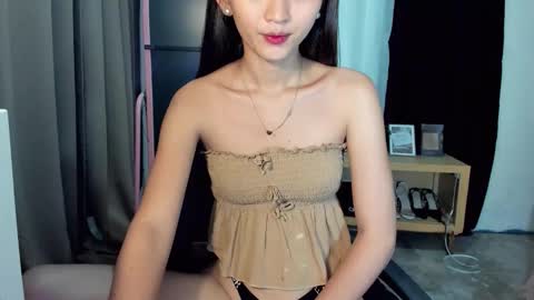 Snapshot of lougem chatting on April 29, 6:25 pm lougem online show from April 29, 6:25 pm