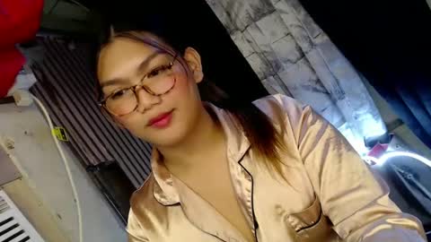 Sweet   online show from December 20, 10:43 pm