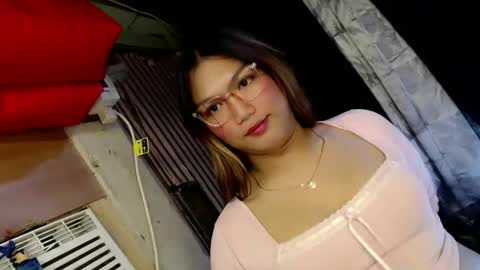 Sweet   online show from December 25, 2:45 pm