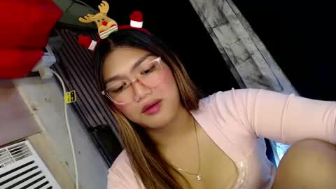 Sweet   online show from December 25, 5:47 pm