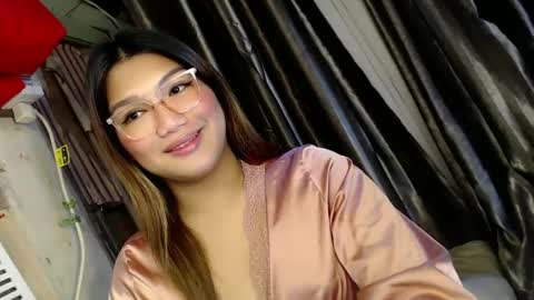 Sweet   online show from March 8, 7:09 pm