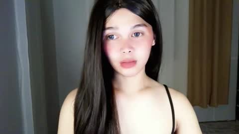 louilalicious online show from January 13, 12:54 pm